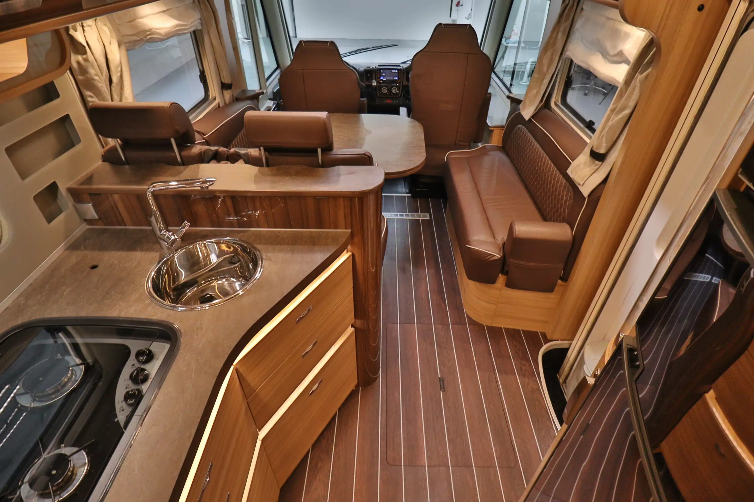 KNAUS SUN I 900 LX